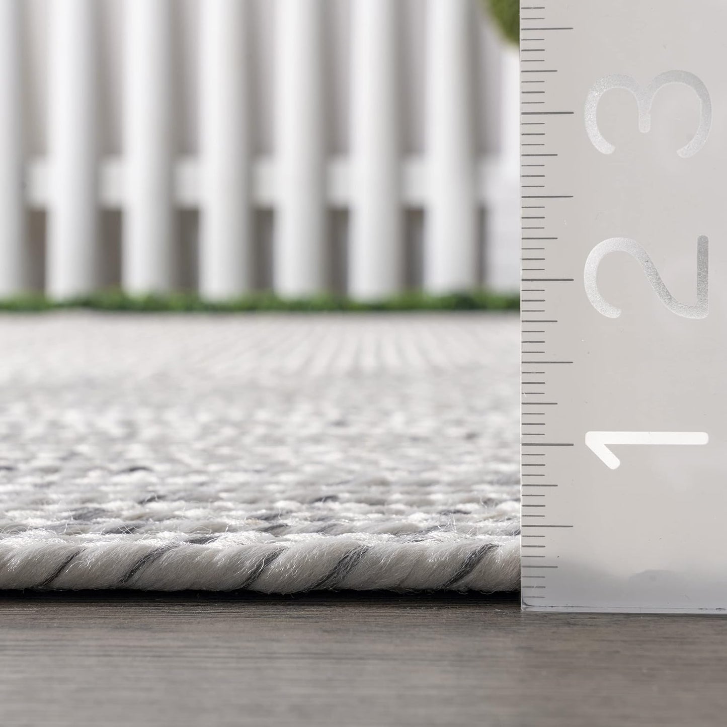 nuLOOM Oval 8'6" x 11'6" Solid Hand Braided Indoor/Outdoor Area Rug, Pet-Friendly, High Traffic, Weather Resistant, for Patio, Balcony, Bedroom, Living, Dining Room, Wynn Ivory