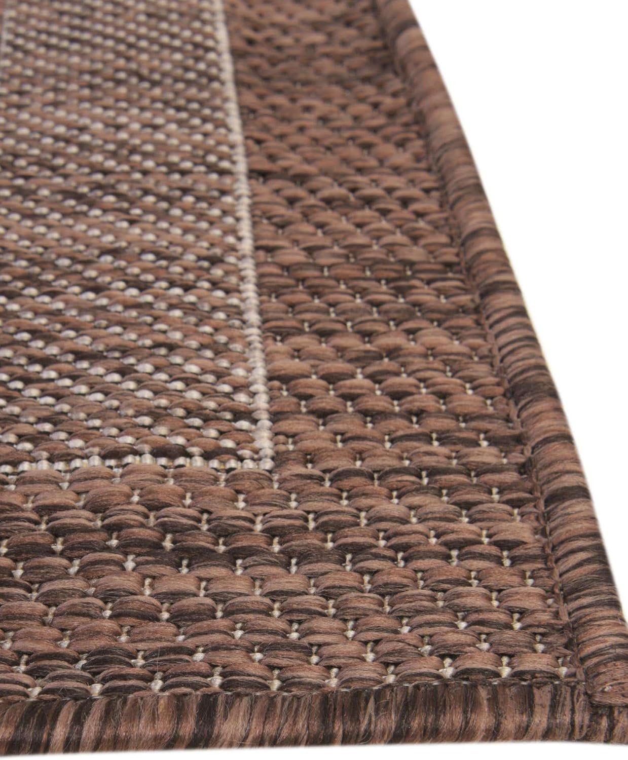 Unique Loom Outdoor Border Collection Area Rug - Soft Border (5' 3" x 7' 1" Rectangle Brown/Ivory)