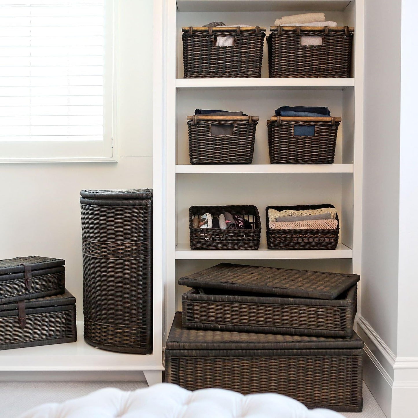 The Basket Lady Pole Handle Wicker Storage Basket, Extra Large, 20 in L x 16 in W x 10 in H, Antique Walnut Brown