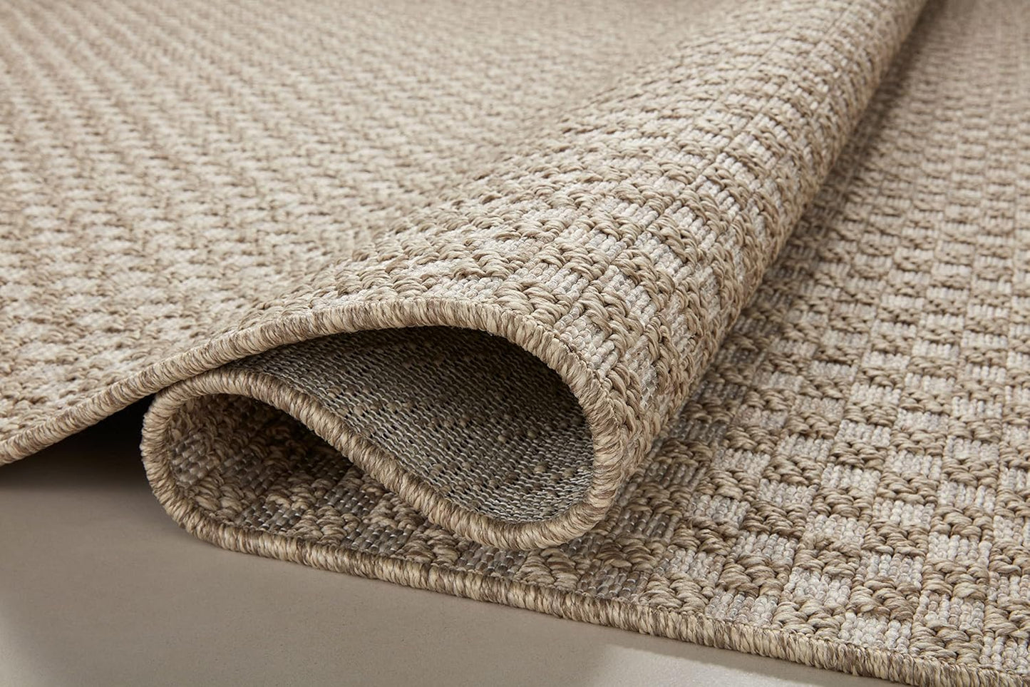 Loloi Dawn Collection Indoor/Outdoor DAW-02 Tan 7'-8" x 7'-8" Round Area Rug