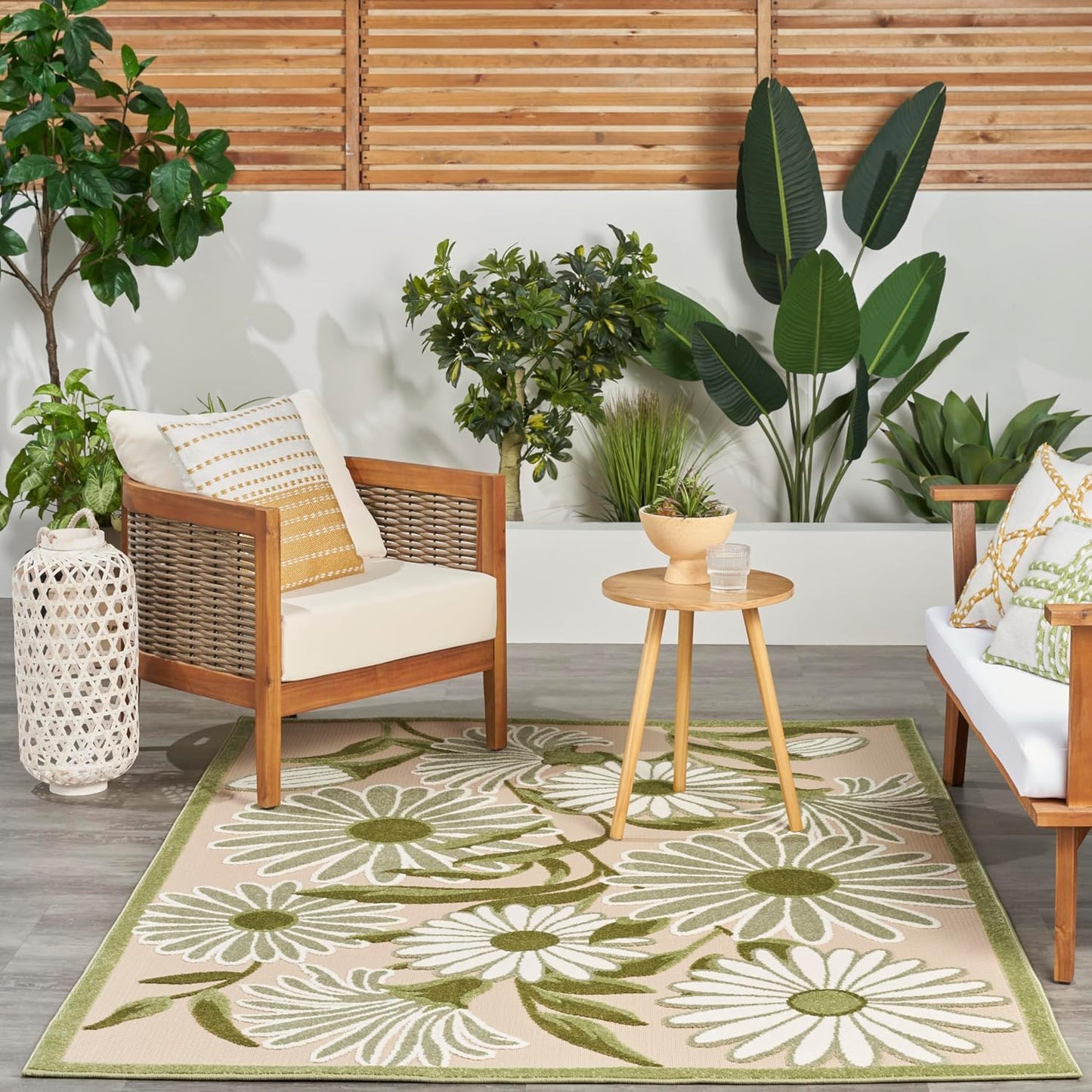 Nourison Home Aloha 4' x 6' Ivory Green Fabric Outdoor Area Rug (4' x 6')