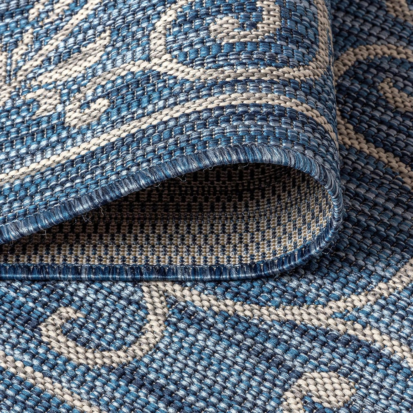 JONATHAN Y SMB106D-5SQ Charleston Vintage Filigree Textured Weave Indoor Outdoor Area Rug Classic Coastal Easy Cleaning Bedroom Kitchen Backyard Patio Non Shedding, 5' Square, Navy/Gray