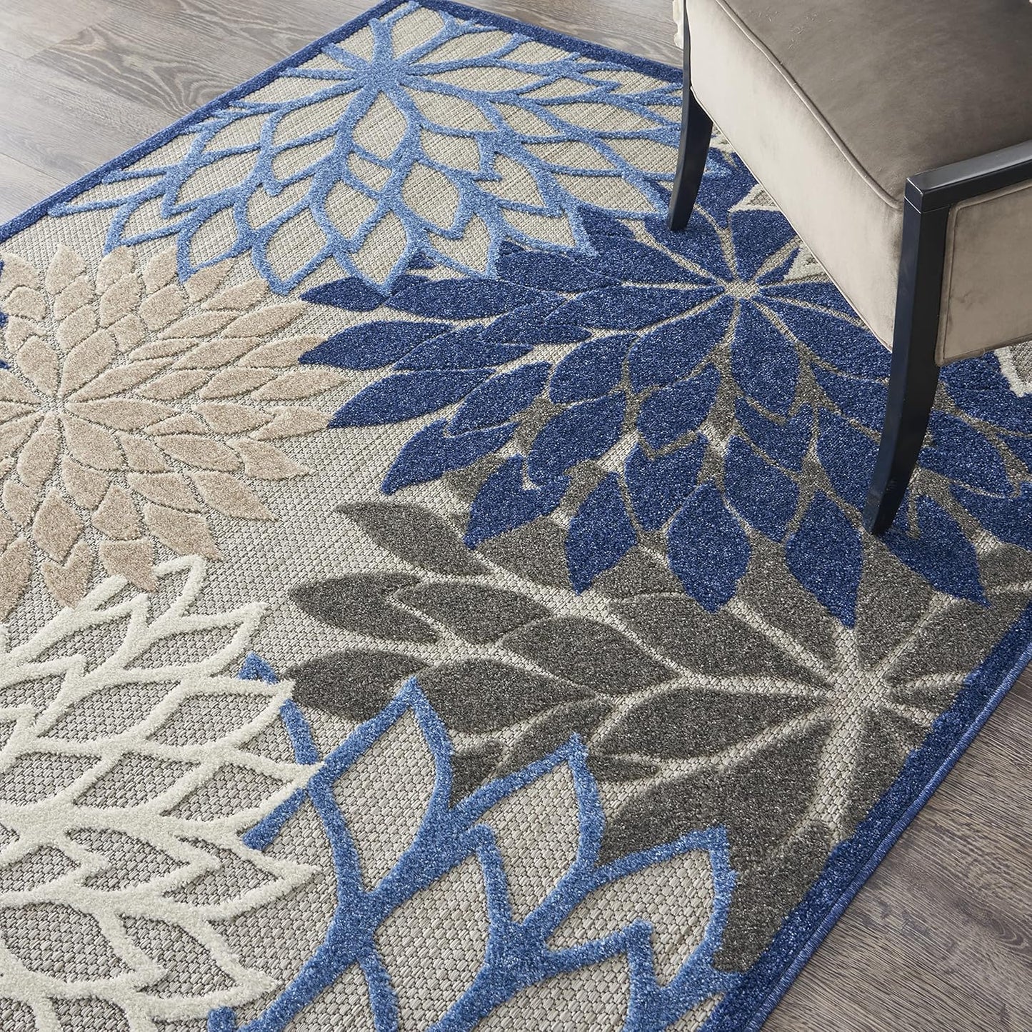 Nourison Home Aloha 5'3" x 7'5" Fabric Indoor/Outdoor Rug in Blue/Multi-Color