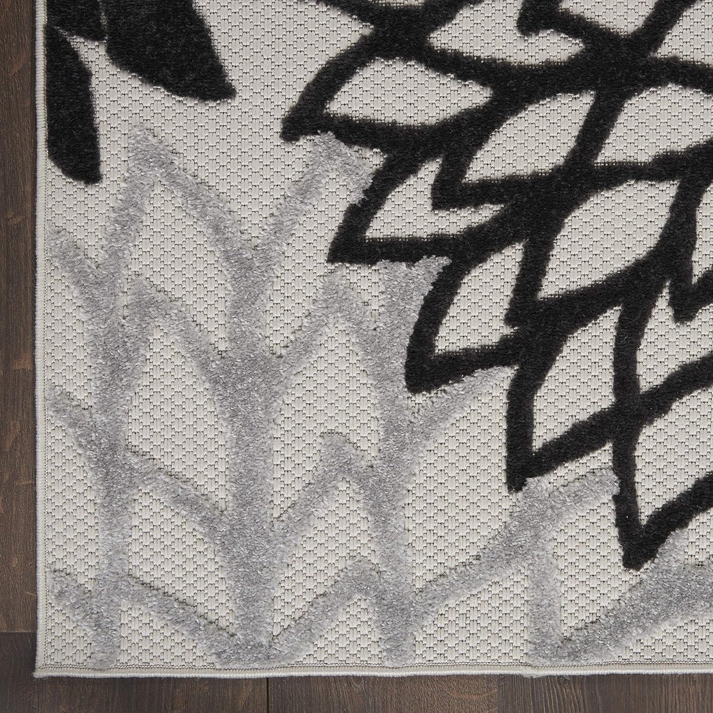 Nourison Aloha Indoor/Outdoor Black White 3'6" x 5'6" Area Rug, Tropical, Botanical, Easy Cleaning, Non Shedding, Bed Room, Living Room, Dining Room, Deck, Backyard, Patio (3x5)