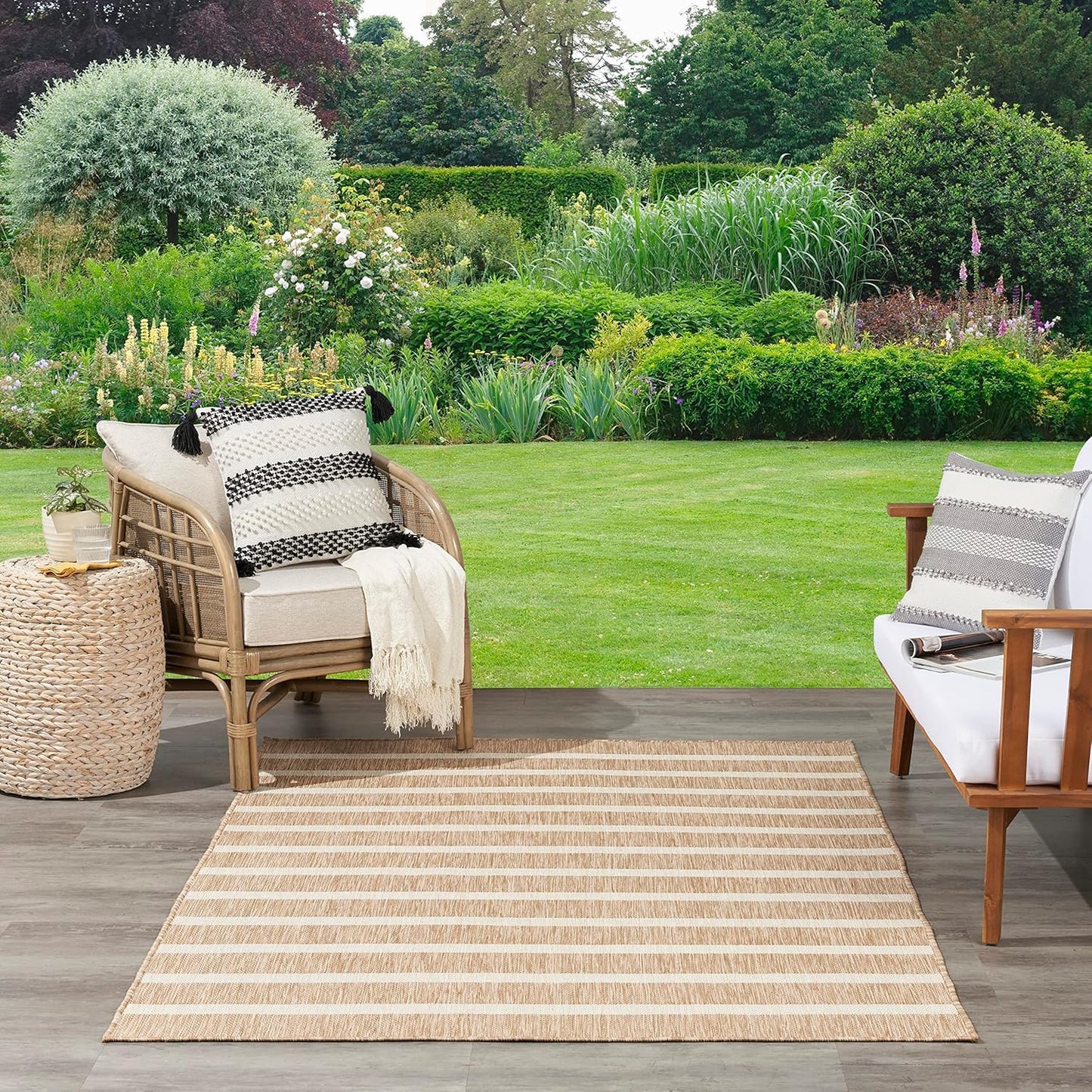 Nourison Home Positano Indoor/Outdoor Beige Ivory 4' x 6' Area Rug, Easy Clean, Non Shedding, Bed Room, Living Room, Dining Room, Deck, Backyard, Patio (4x6)